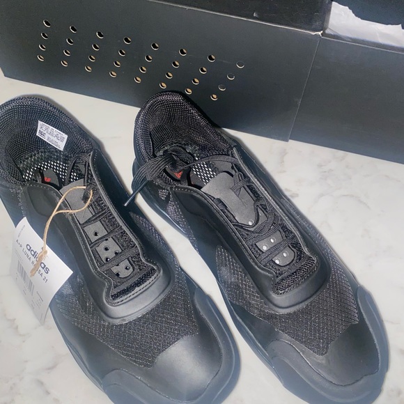 A+P Luna Rossa 21 - Picture 4 of 11